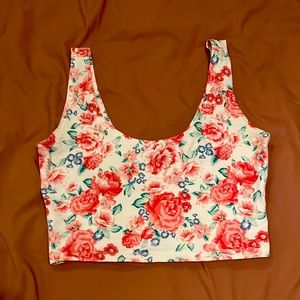 Forever 21 floral crop top size S